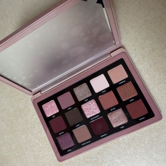 Natasha Denona Retro Palette - Picture 2 of 8